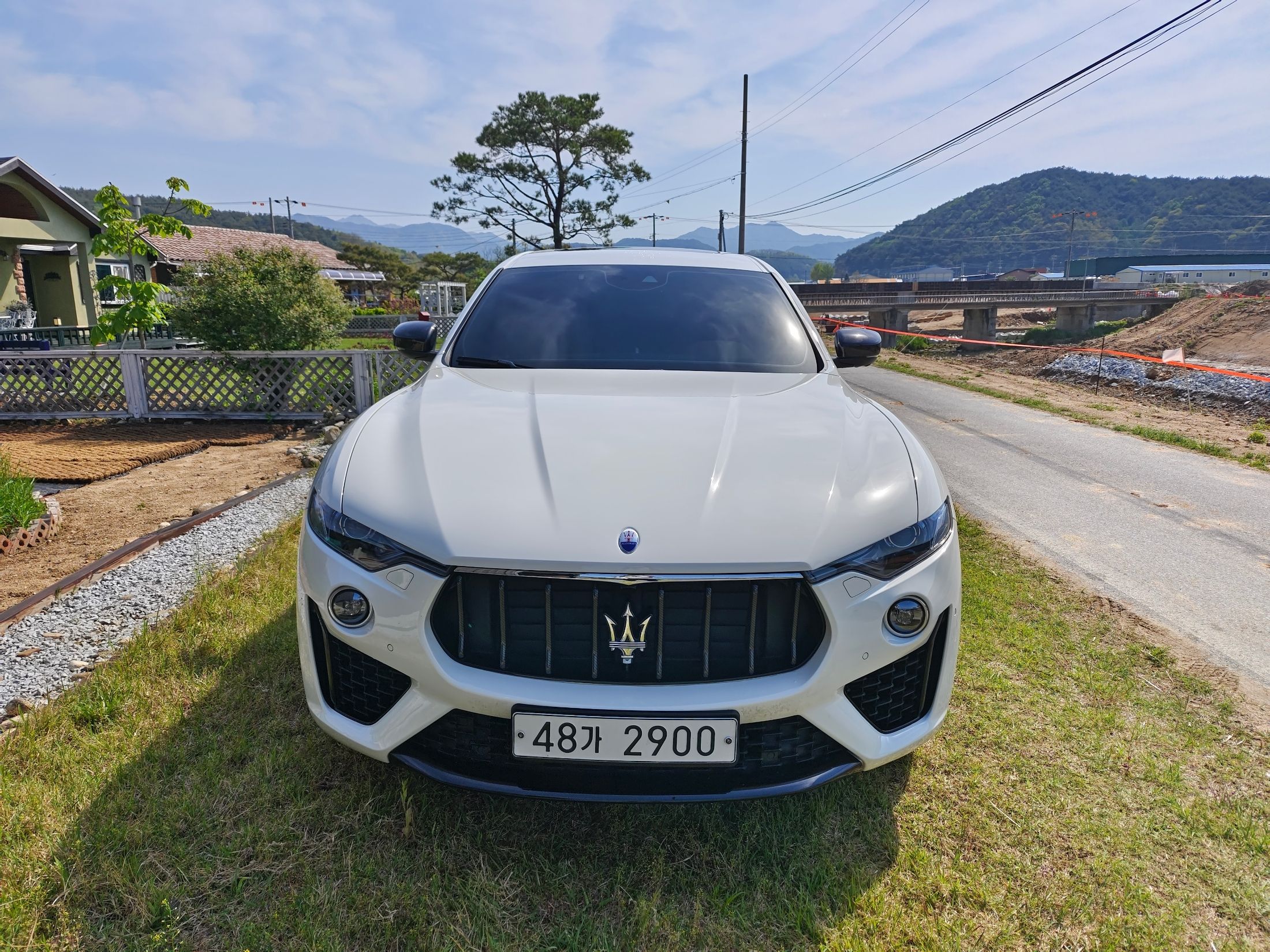 MASERATI LEVANTE 2019