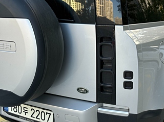 LAND ROVER DEFENDER L663 2021