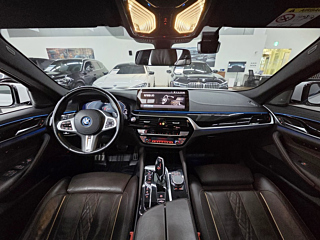 BMW 5-SERIES G30 2022