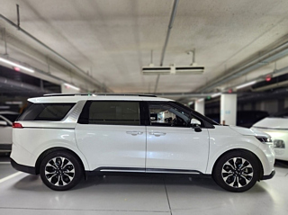KIA CARNIVAL 2021