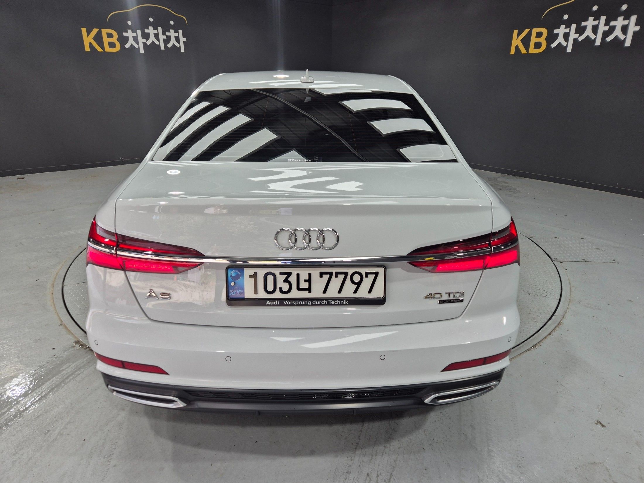 AUDI A6 C8 2023