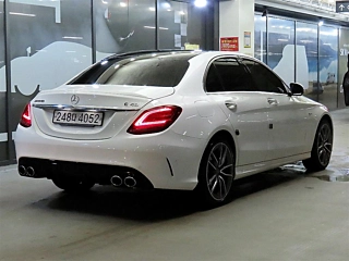 MERCEDES BENZ C-CLASS W205 2020