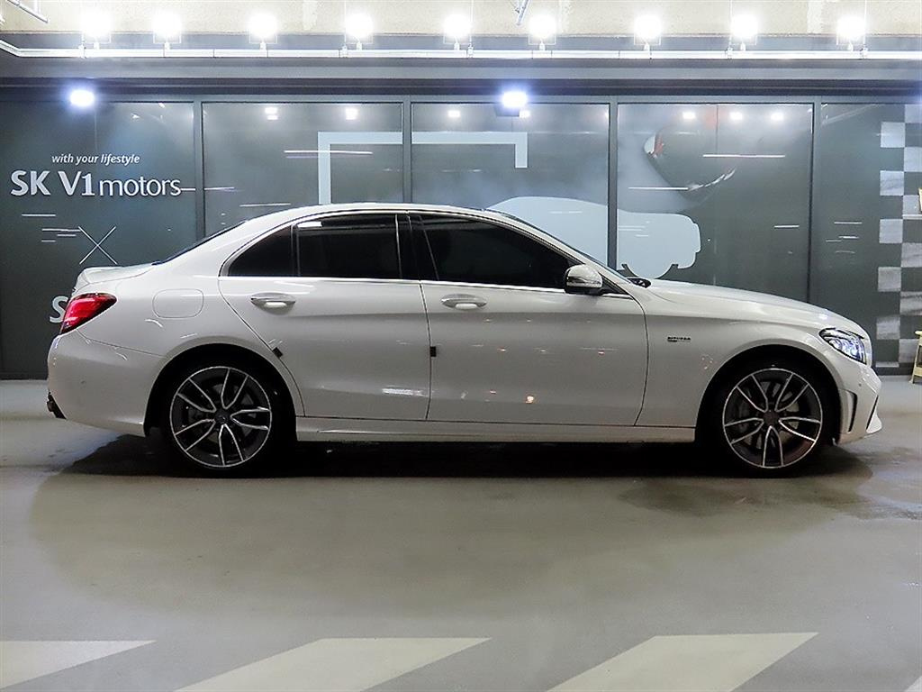 MERCEDES BENZ C-CLASS W205 2020