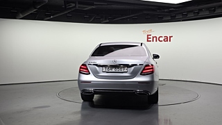 MERCEDES BENZ E-CLASS W213 2018