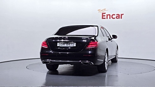 MERCEDES BENZ E-CLASS W213 2018