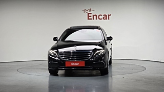 MERCEDES BENZ E-CLASS W213 2019