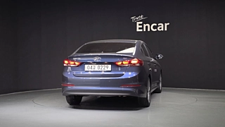 HYUNDAI AVANTE AD 2016