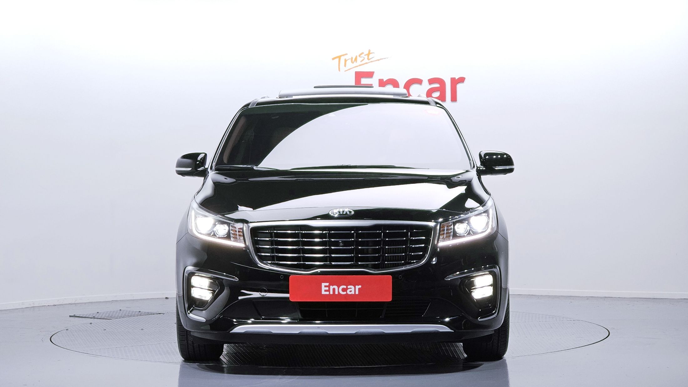 KIA CARNIVAL 2018