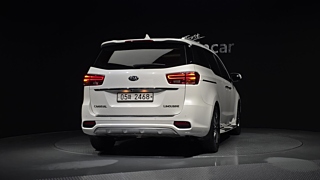 KIA CARNIVAL 2018