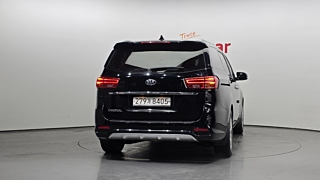 KIA CARNIVAL 2018