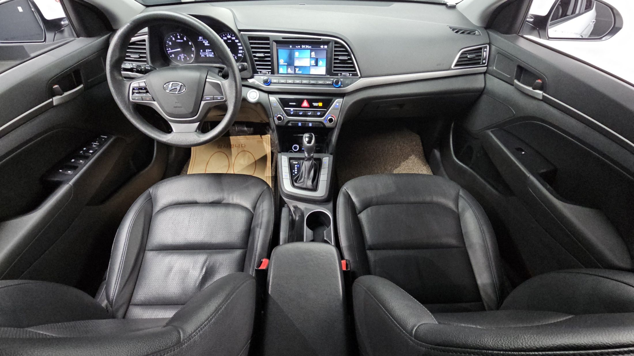 HYUNDAI AVANTE AD 2016