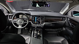 VOLVO S90 2017