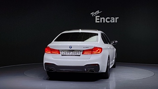 BMW 5-SERIES G30 2020