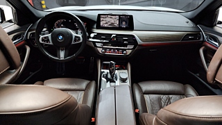BMW 5-SERIES G30 2020
