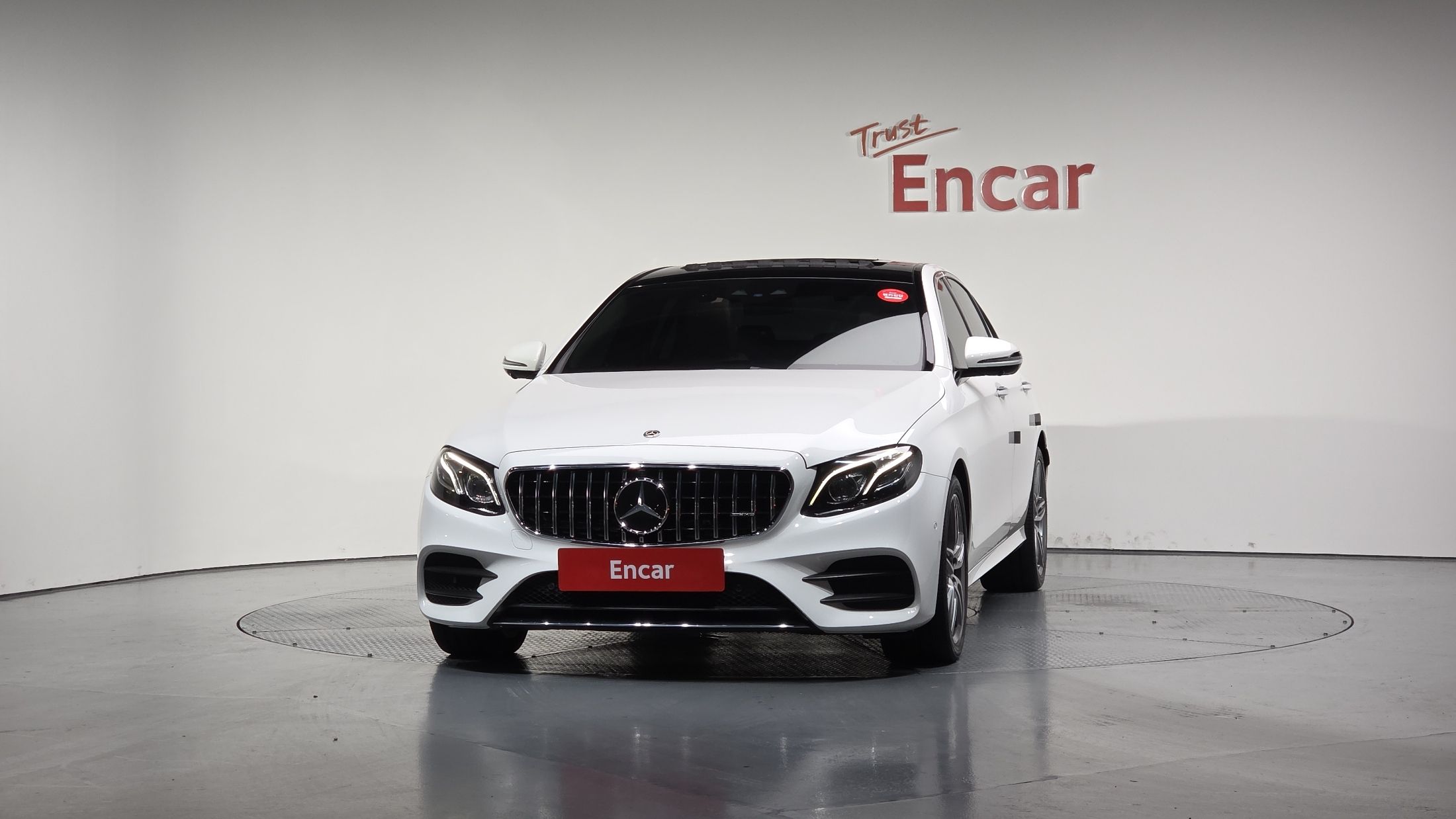 MERCEDES BENZ E-CLASS W213 2020