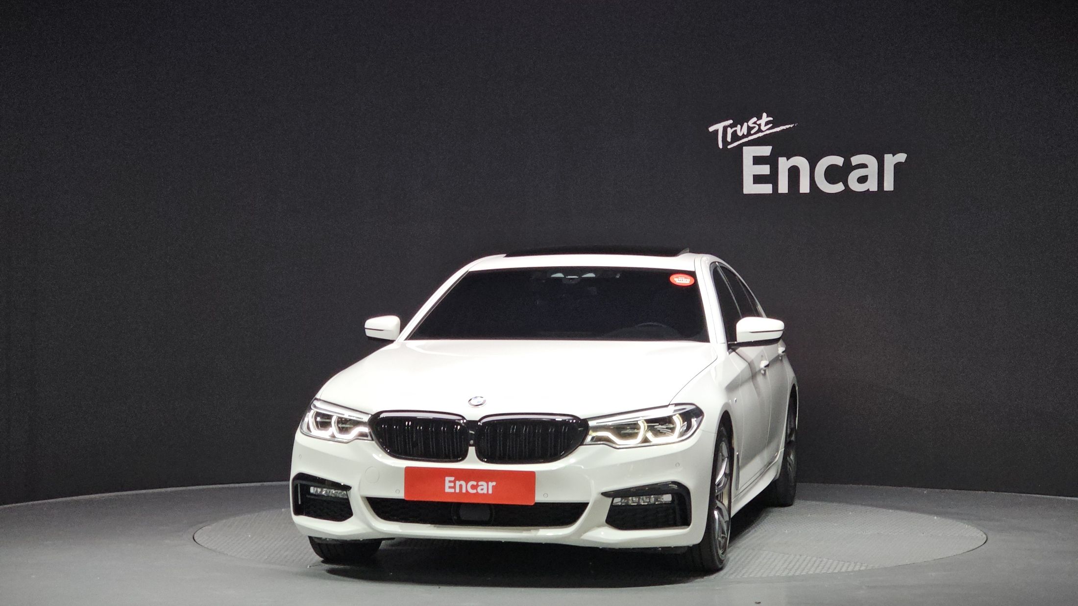 BMW 5-SERIES G30 2017