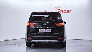 KIA CARNIVAL 2018