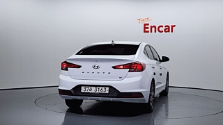 HYUNDAI AVANTE AD 2019