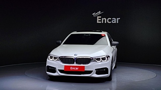 BMW 5-SERIES G30 2018