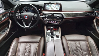 BMW 5-SERIES G30 2018