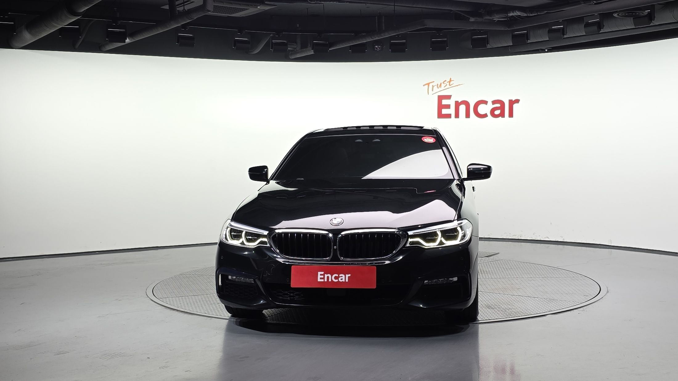 BMW 5-SERIES G30 2017