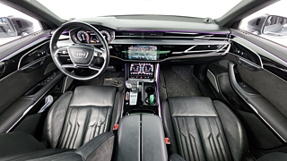AUDI A8 D5 2020