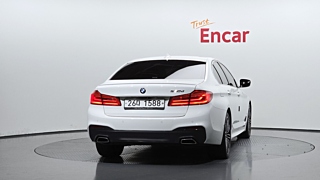 BMW 5-SERIES G30 2018