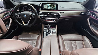 BMW 5-SERIES G30 2018