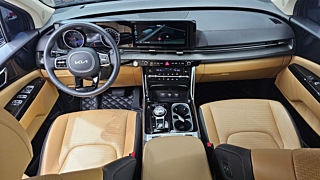 KIA CARNIVAL 2023