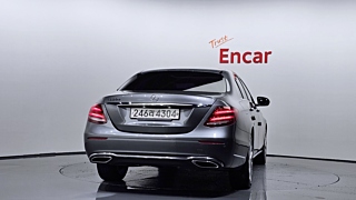 MERCEDES BENZ E-CLASS W213 2016