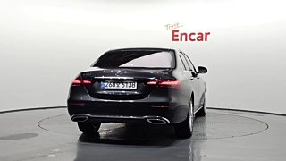 MERCEDES BENZ E-CLASS W213 2021
