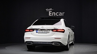 MERCEDES BENZ E-CLASS W213 2020