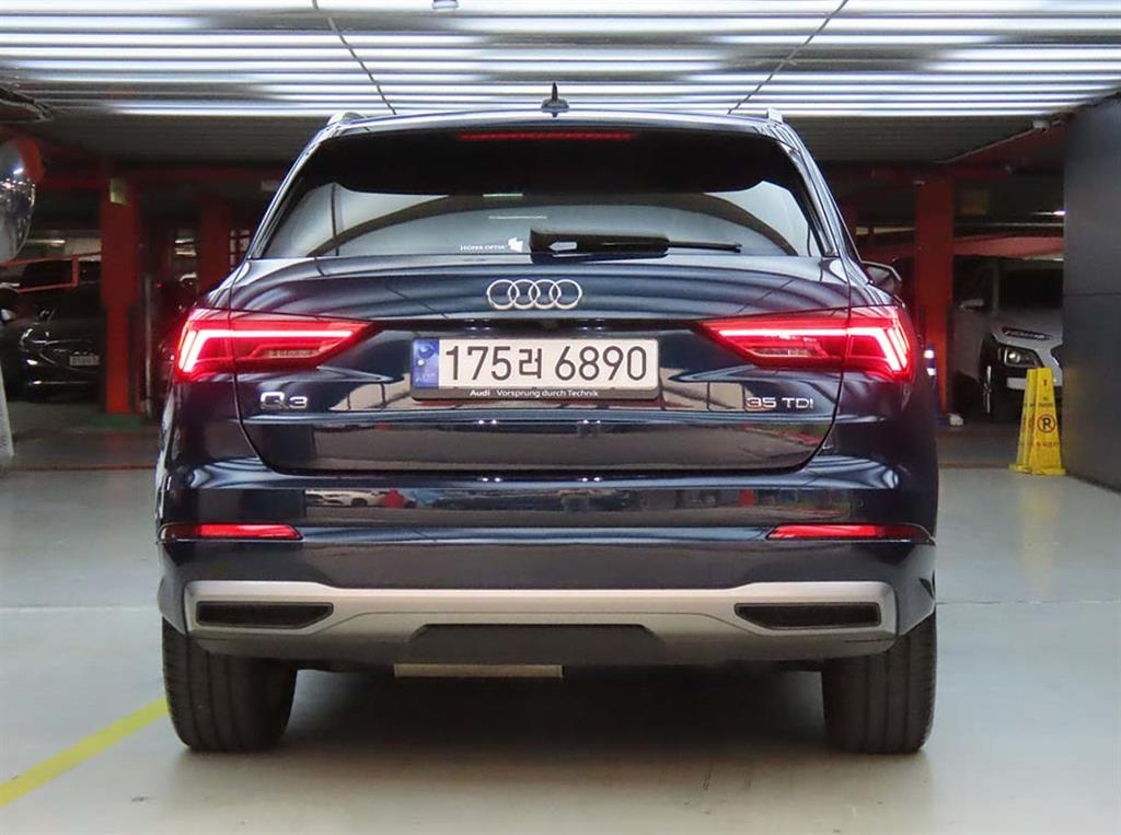 AUDI Q3 F3 2020