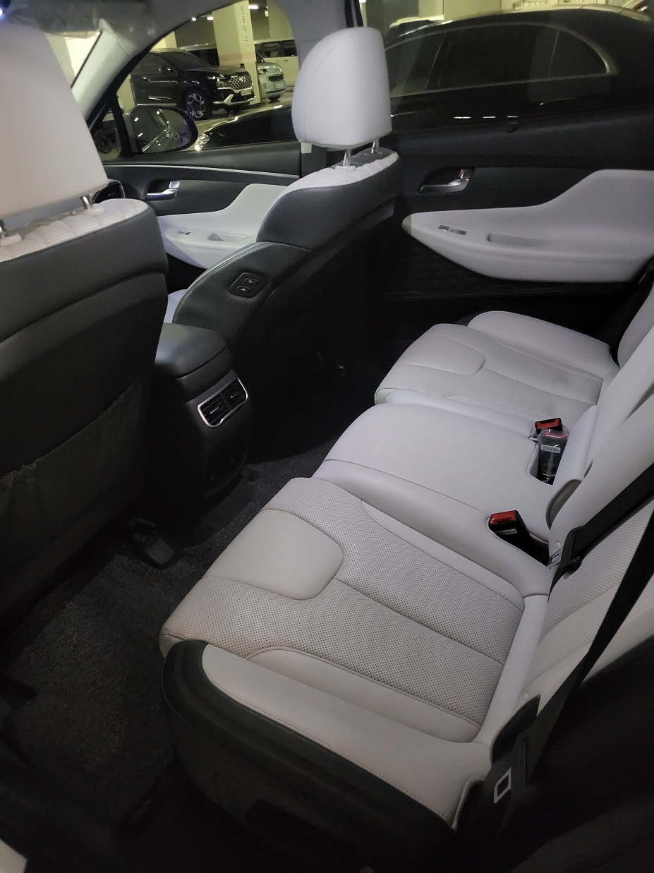 HYUNDAI SANTAFE 2020