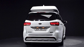 KIA CARNIVAL 2017