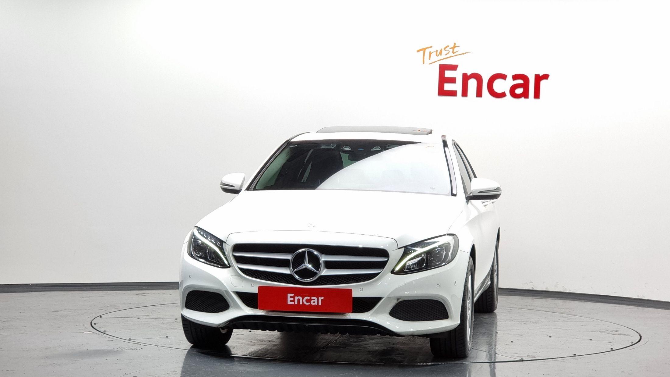 MERCEDES BENZ C-CLASS W205 2016