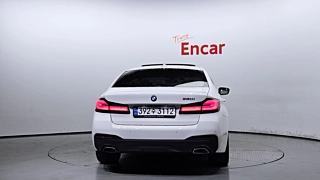 BMW 5-SERIES G30 2022