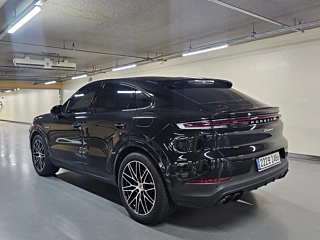 PORSCHE CAYENNE PO536 2024