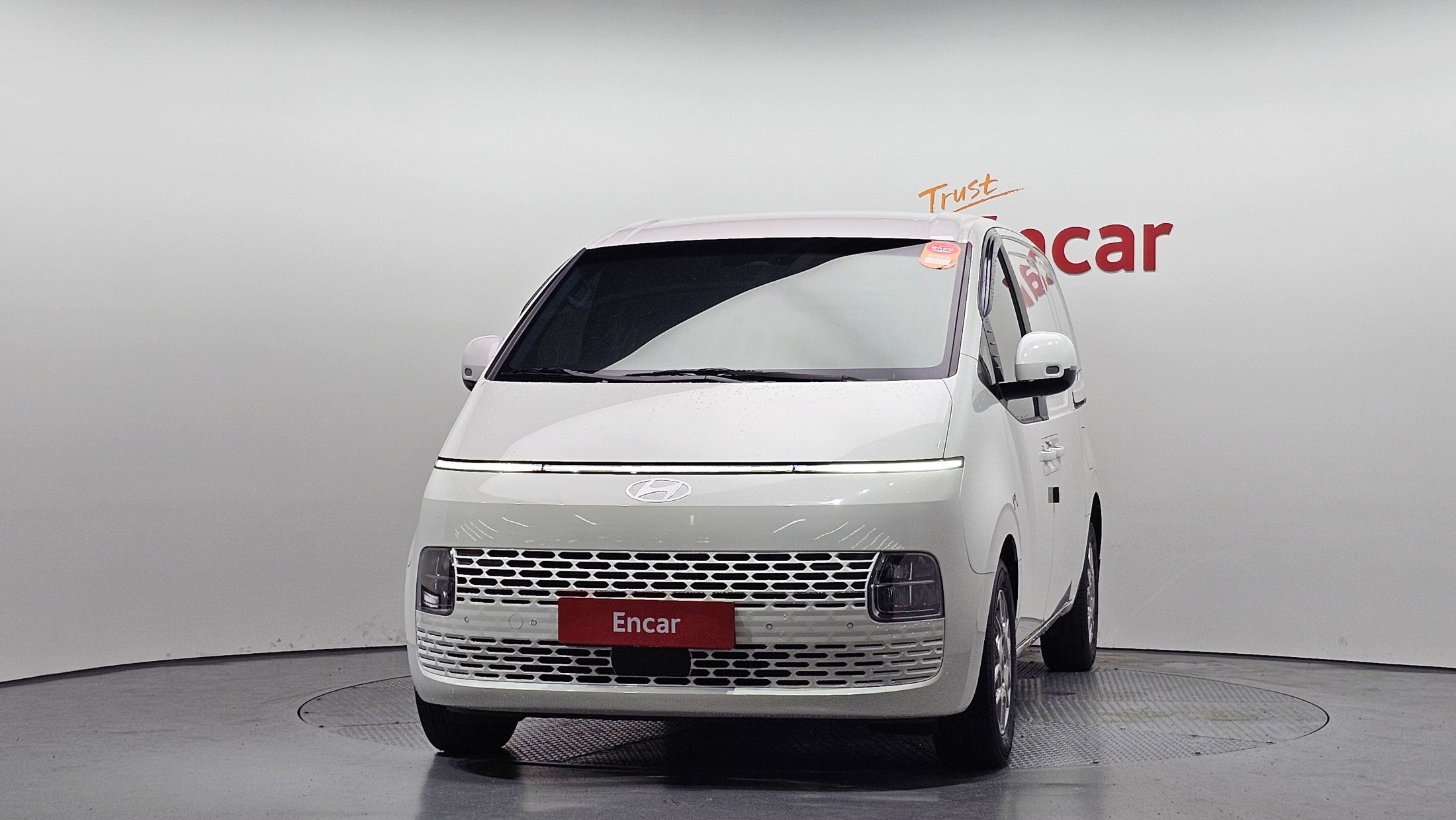 HYUNDAI STARIA 2024