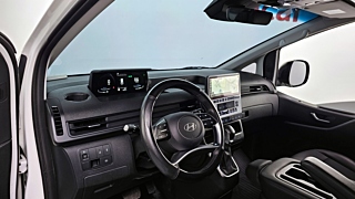HYUNDAI STARIA 2024