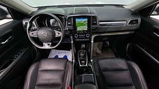 SAMSUNG QM6 2022