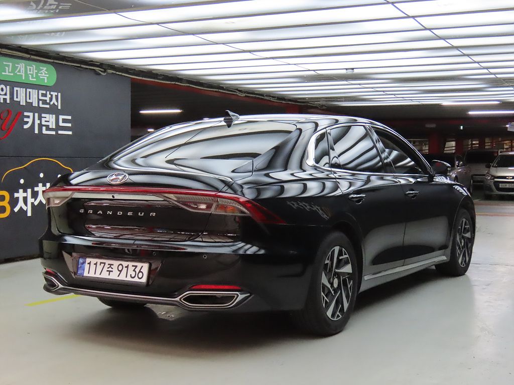 HYUNDAI GRANDEUR IG HYBRID 2022