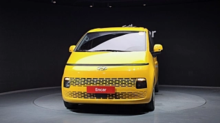 HYUNDAI STARIA 2023