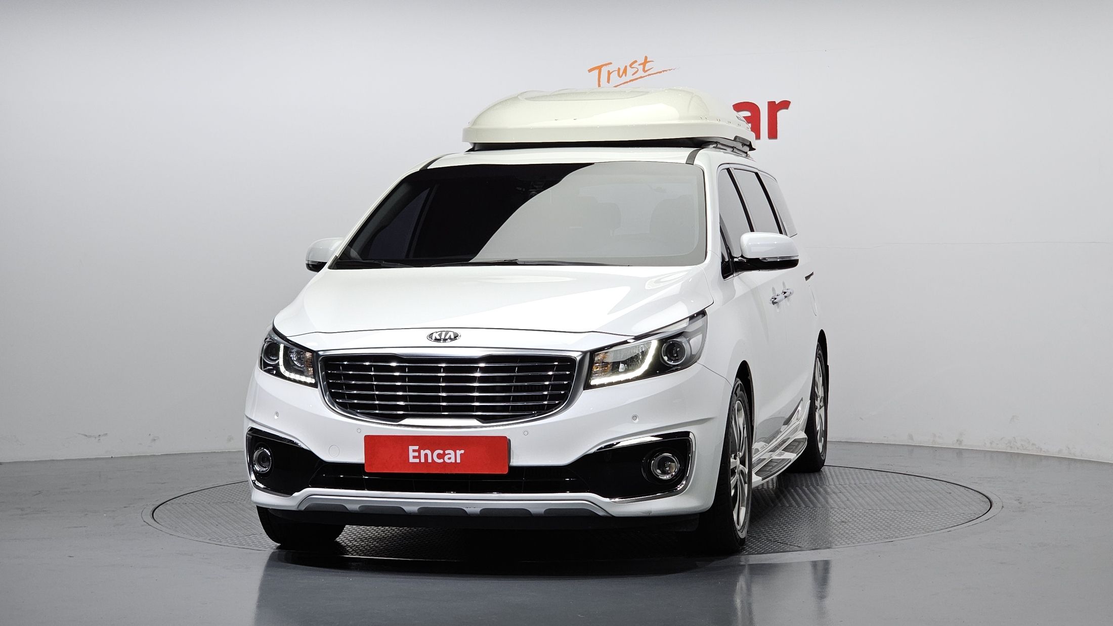 KIA CARNIVAL 2017
