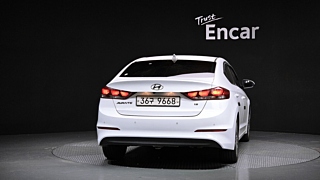 HYUNDAI AVANTE AD 2018