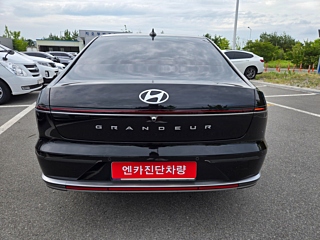 HYUNDAI GRANDEUR HYBRID GN7 2023
