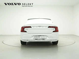 VOLVO S90 2023