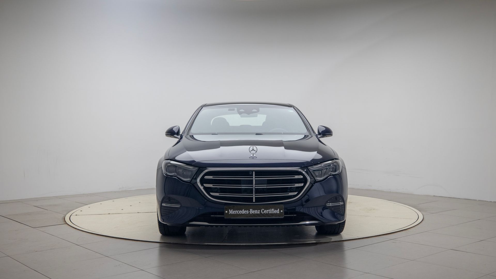 MERCEDES BENZ E-CLASS W214 2024