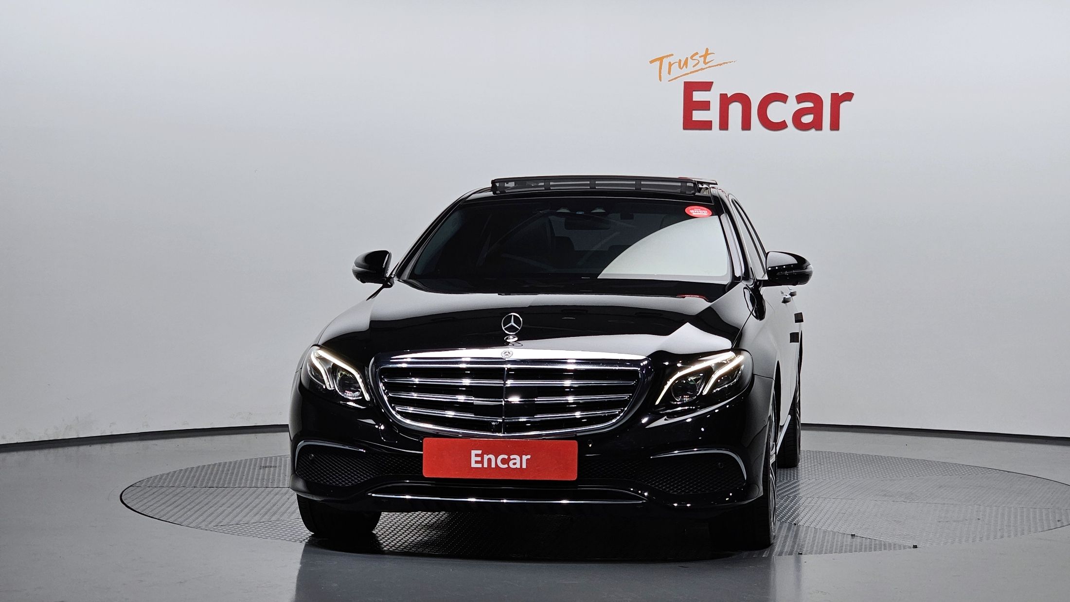 MERCEDES BENZ E-CLASS W213 2018
