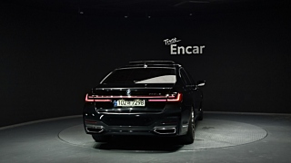 BMW 7-SERIES G11 2022